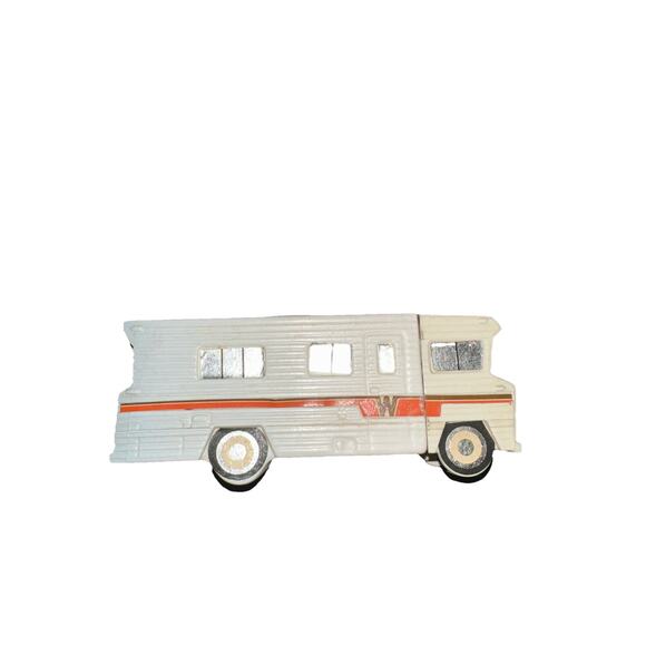 Vintage Avon Winnebago Motorhome Wild Country After Shave Bottle Empty - Picture 1 of 5